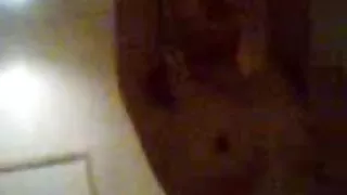 أحمر الساحرة و صديقتها تفعل الإباحية على سوري سكسي سوري كام