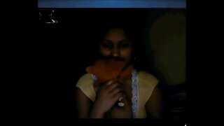 أظهرت الثدي