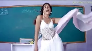 دمية في حمالة الصدر يحب أن فديو سكسي سوري تمتص عشيقها الساخنة الديك