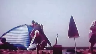 ما هو على الطاولة اريد سكسي سوري ، ما هو على الأريكة الديك الأسود هو جيد
