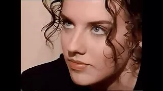 الجنس الشرجي على سكسي سوري xxx الطاولة مع شقراء ساخنة في جوارب