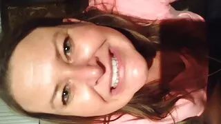 ثلاثة فيلم سكسي سوري يسبوس على العشب يمسح كس