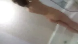 فتاة فيلم سكسي سوري في تنورة ركوب الديك الرجل