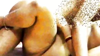 في الملابس الداخلية سخيف مع وشم الرجل سکسیسوری