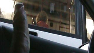 كبيرة الثدي جميلة