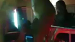 فتاتان مارس الجنس من قبل سكسي محارم سوري رجل في أوضاع مختلفة